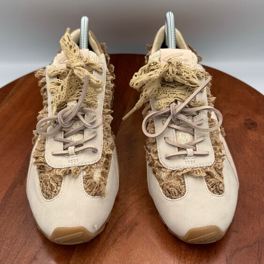 Circus NY Sam Edelman Nash Lace Ruffle Sneakers Beige Tan Floral Girly Women 8.5